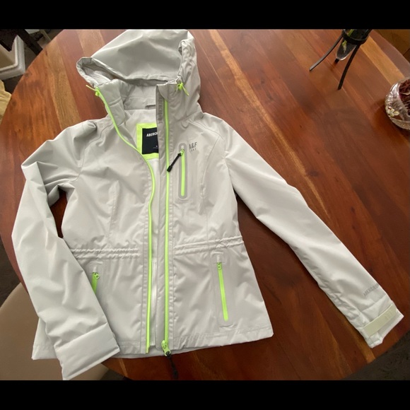 ABERCROMBIE & FITCH Waterproof Jacket - Picture 1 of 9